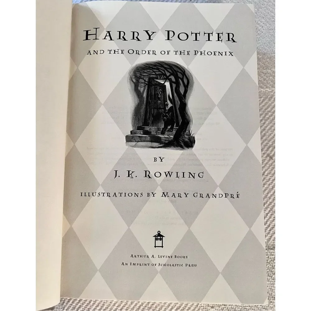 American 1st Edition HARRY POTTER ORDER OF THE PHOENIX - J.K. Rowling